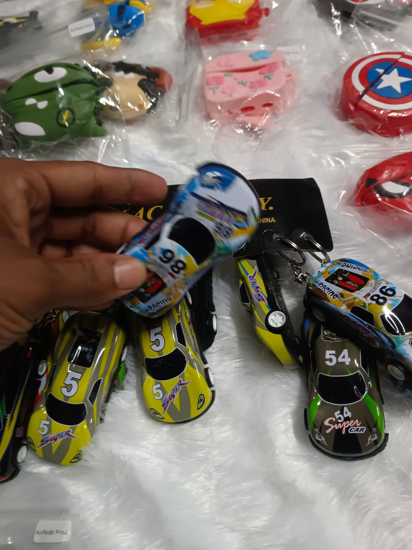 5 in 1 Combo,Eri Pro 2, 4-in-1 Fast Charging Cable, ErriSafe Power Bank, Protective Silicone Case , and Keychain