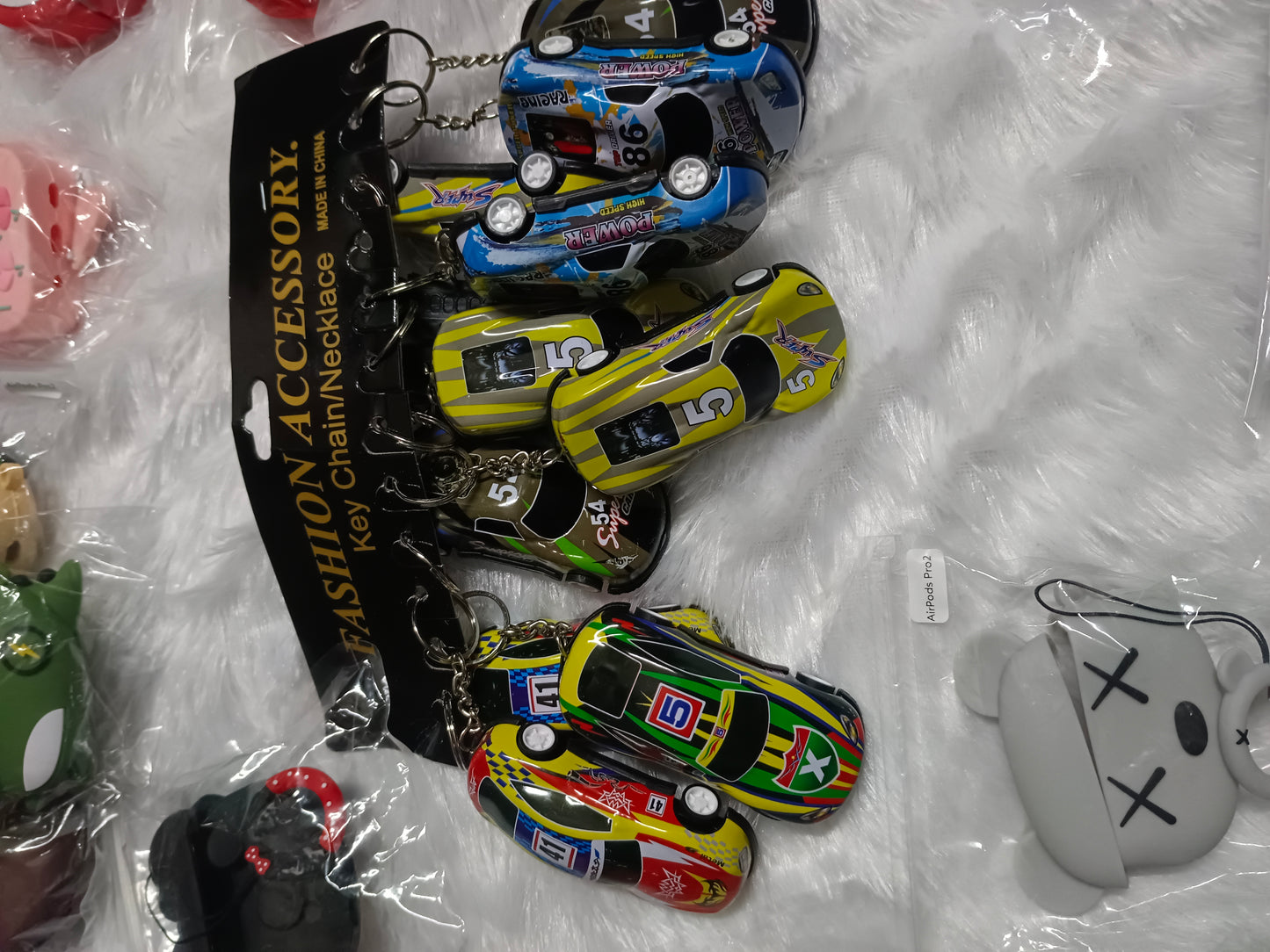 5 in 1 Combo,Eri Pro 2, 4-in-1 Fast Charging Cable, ErriSafe Power Bank, Protective Silicone Case , and Keychain