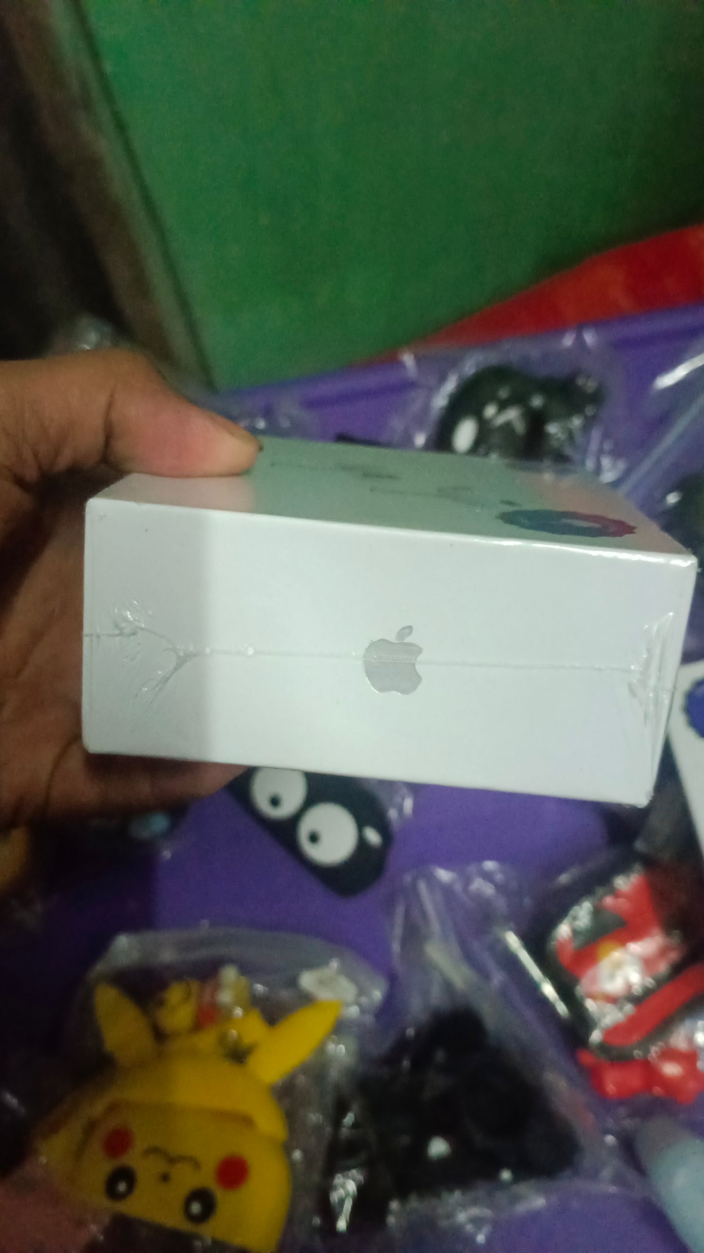 5 in 1 Combo,Eri Pro 2, 4-in-1 Fast Charging Cable, ErriSafe Power Bank, Protective Silicone Case , and Keychain